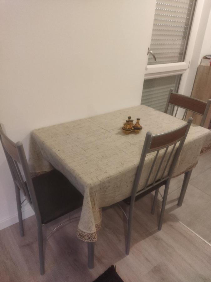 Appartement Neuf T2 Dans Residence Шильтигхейм Экстерьер фото